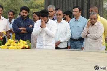 NTR Family Visit to NTR Ghat 2016